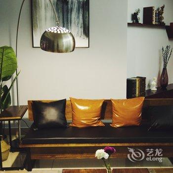 重庆二姐公寓(重庆大轰炸惨案遗址分店)酒店提供图片