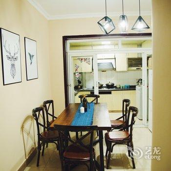 重庆二姐公寓(重庆大轰炸惨案遗址分店)酒店提供图片