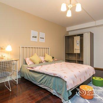 上海R菇凉公寓酒店提供图片