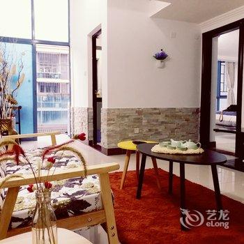 广州新港西路中山大学轻纺城广交会复式公寓酒店提供图片