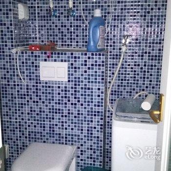 青岛齐灿女士公寓(亚振艺术馆分店)酒店提供图片