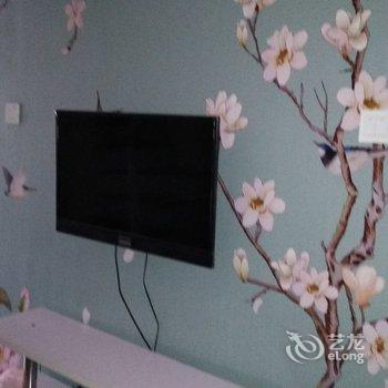 青岛齐灿女士公寓(亚振艺术馆分店)酒店提供图片