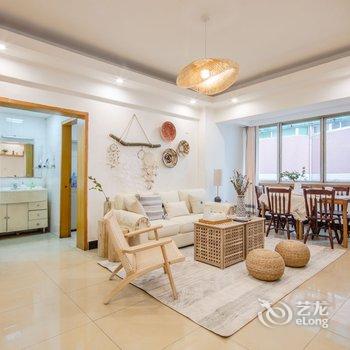 成都Locals路客·成都锦江C24舍公寓(古大圣慈寺分店)酒店提供图片
