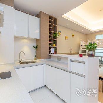 Coco王))公寓(三道拐分店)酒店提供图片