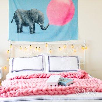 成都玖屋民舍小娴同学客栈(玻璃植物园分店)酒店提供图片