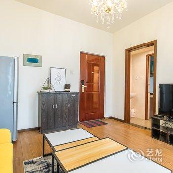 成都玖屋民舍小娴同学客栈(玻璃植物园分店)酒店提供图片