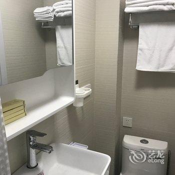 上海小象之家公寓(民俗娱乐村分店)酒店提供图片