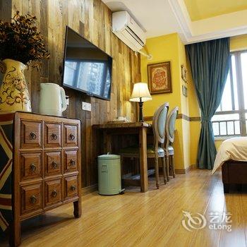 重庆小六上下公寓(佛图关公园分店)酒店提供图片