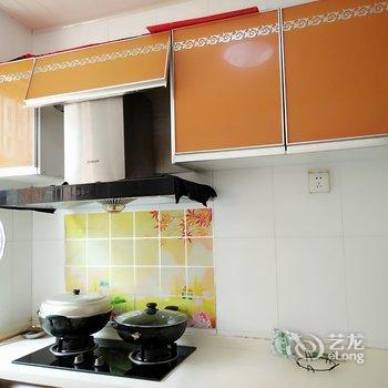 青岛金沙滩精装套三民宿酒店提供图片