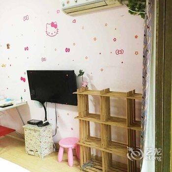 上海城宿-Peter的异想世界公寓(曹家渡圣弥额尔天神堂分店)酒店提供图片