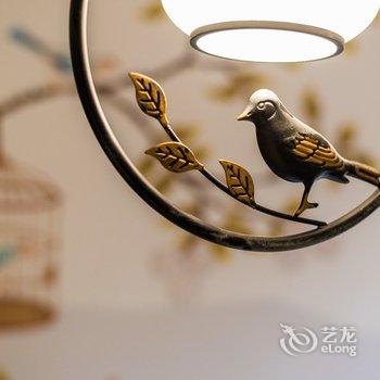 广州路客BB2220精品民宿酒店提供图片