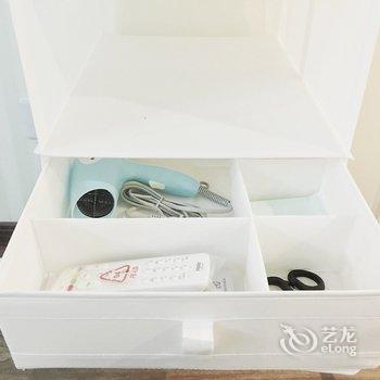 上海老弄堂天窗小白屋普通公寓酒店提供图片