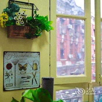 上海外滩边的英式老房带阳台Loft旅行家复式酒店提供图片