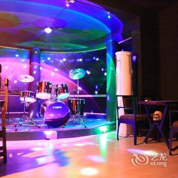上海WoW House轰趴别墅(鹿达路分店)酒店提供图片
