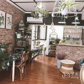 西安两个热爱烘焙的女生普通公寓酒店提供图片