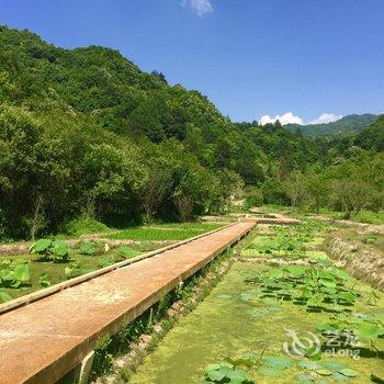 宁陕秦岭悠然山度假酒店酒店提供图片