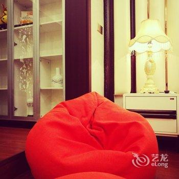 重庆清风乐耳的悉心之作普通公寓酒店提供图片