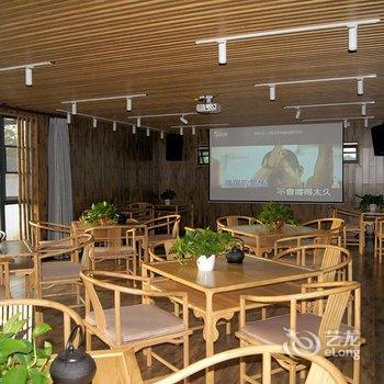 偃师菩提本无树却客居酒店提供图片