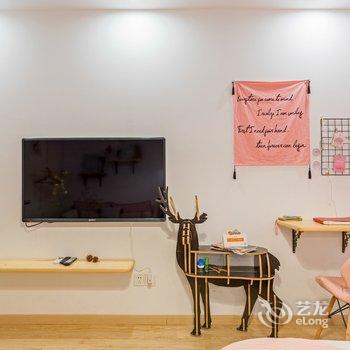 重庆笑眼千千普通公寓酒店提供图片