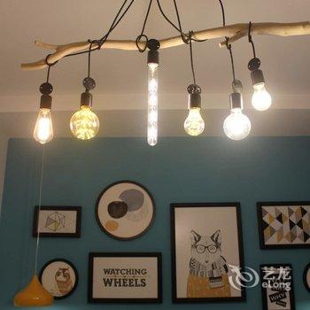 重庆笑眼千千普通公寓酒店提供图片