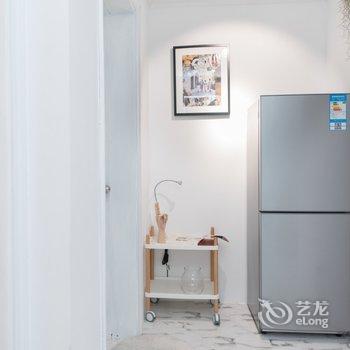 上海静安寺普通公寓酒店提供图片