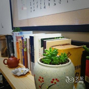 昆明滇池度假区闲庭飞花主题客栈酒店提供图片