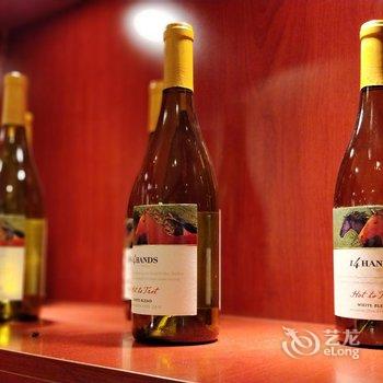 溪畔女儿家客栈(张家界千古情店)酒店提供图片