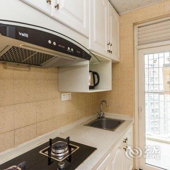 重庆甘霖居文化风情小屋酒店提供图片