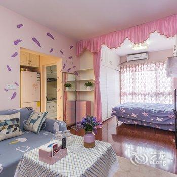 重庆甘霖居文化风情小屋酒店提供图片