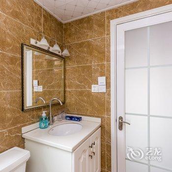 重庆甘霖居文化风情小屋酒店提供图片