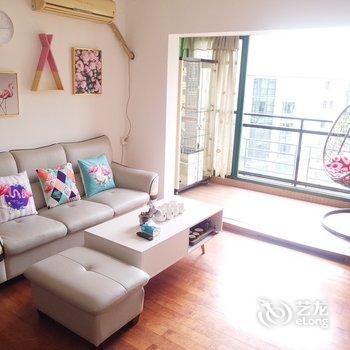 广州倩阁公寓(外广场雕塑园分店)酒店提供图片