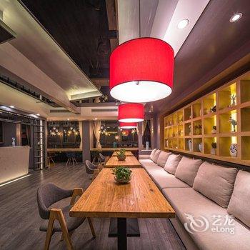 悠熙酒店(重庆大学城熙街步行街店)酒店提供图片