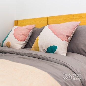 青岛路客BF9880精品民宿酒店提供图片