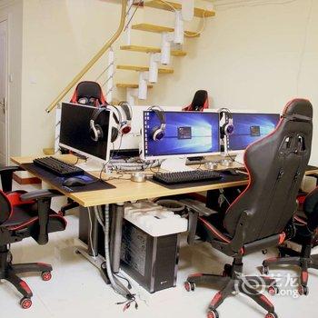 青岛E-MOD电竞公寓(西田村分店)酒店提供图片