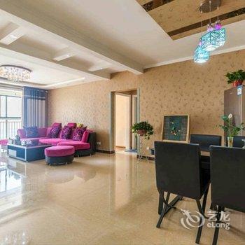 西安大雁塔大唐芙蓉园海洋馆观景三居室公寓酒店提供图片