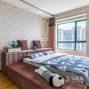 西安大雁塔大唐芙蓉园海洋馆观景三居室公寓酒店提供图片