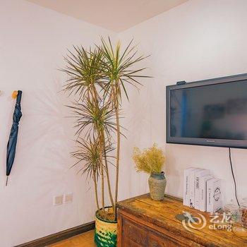 重庆MrSunmer的民宿(五四路店)酒店提供图片
