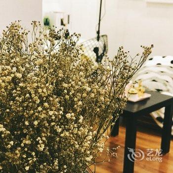 重庆MrSunmer的民宿(五四路店)酒店提供图片