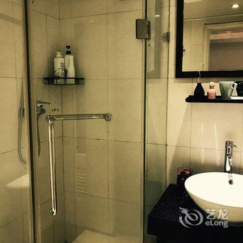 重庆MrSunmer的民宿(五四路店)酒店提供图片