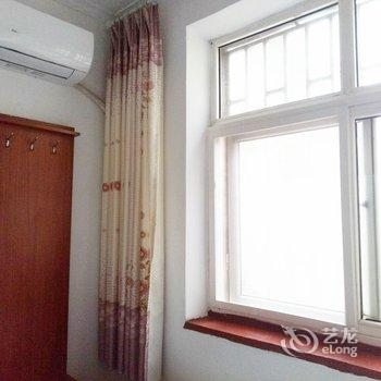 青岛火车站公寓紧邻中山路劈柴院(观城路分店)酒店提供图片