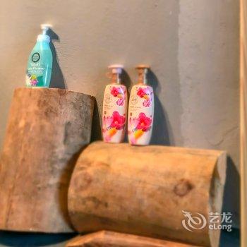 重庆请回答1993公寓(重庆大轰炸惨案遗址分店)酒店提供图片