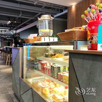 上海优家精选公寓酒店提供图片