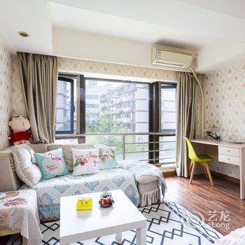 丽飞民宿(上海梅尔尼科夫美术馆分店)酒店提供图片