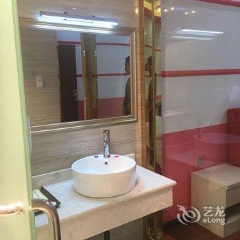 曲靖恋时光主题酒店酒店提供图片