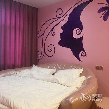 曲靖恋时光主题酒店酒店提供图片