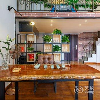 广州喧嚣中的一缕宁静公寓(长岗街分店)酒店提供图片