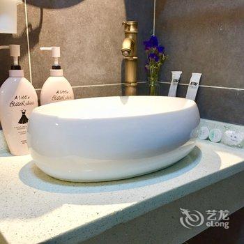 重庆Days数日民宿(建设中路分店)酒店提供图片