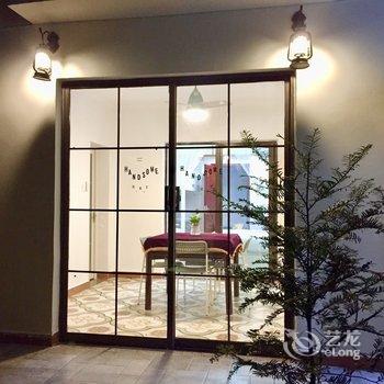 重庆Days数日民宿(建设中路分店)酒店提供图片
