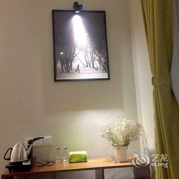 重庆解放碑重庆森林公寓(人民解放纪念碑分店)酒店提供图片