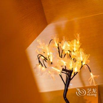 青岛暖屋民宿(东海西路与云安路交叉口分店)酒店提供图片